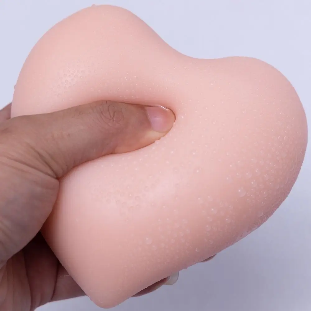 1 pz nuovo giocattolo da spremere a forma di cuore colorato impastare rilassamento antistress giocattolo PU giocattolo a rimbalzo lento decorazione della camera da letto