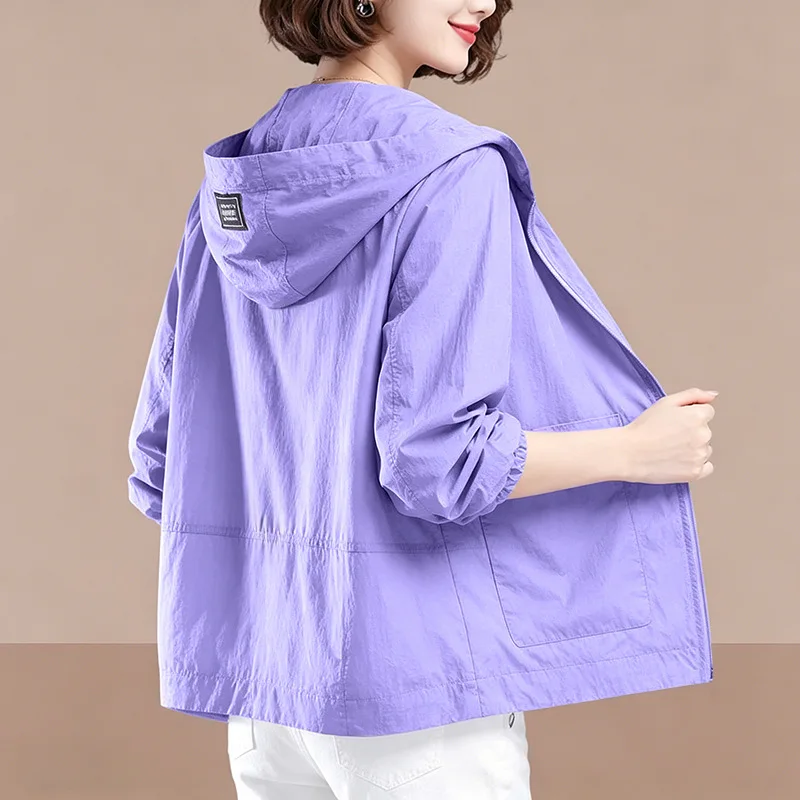 2026 New Women Summer Sunscreen Clothing Outdoor Short Jacket Breathable Light Hooded Sunscreen Coat Female Casual Top Outerwear