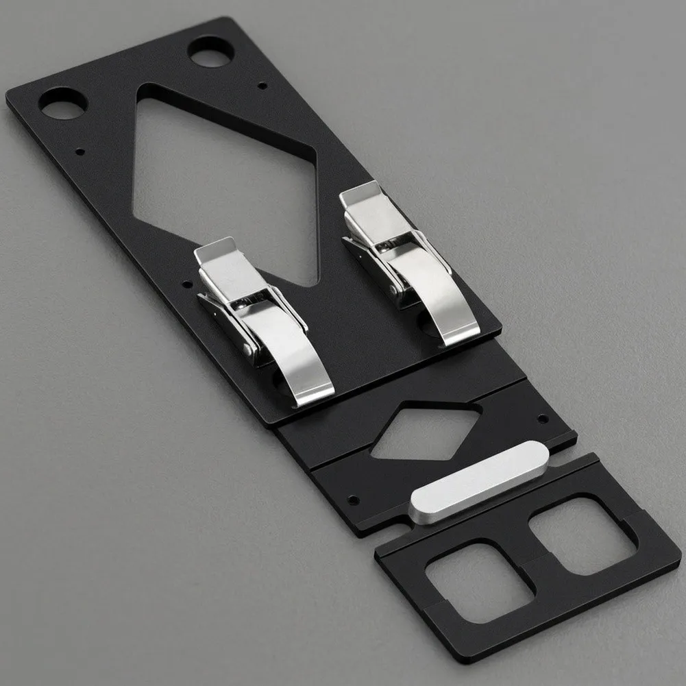 Right-Angle Clamp for Woodworkers Requiring Precise Alignment and Stable Support When Using Track Saws or Panel Saws