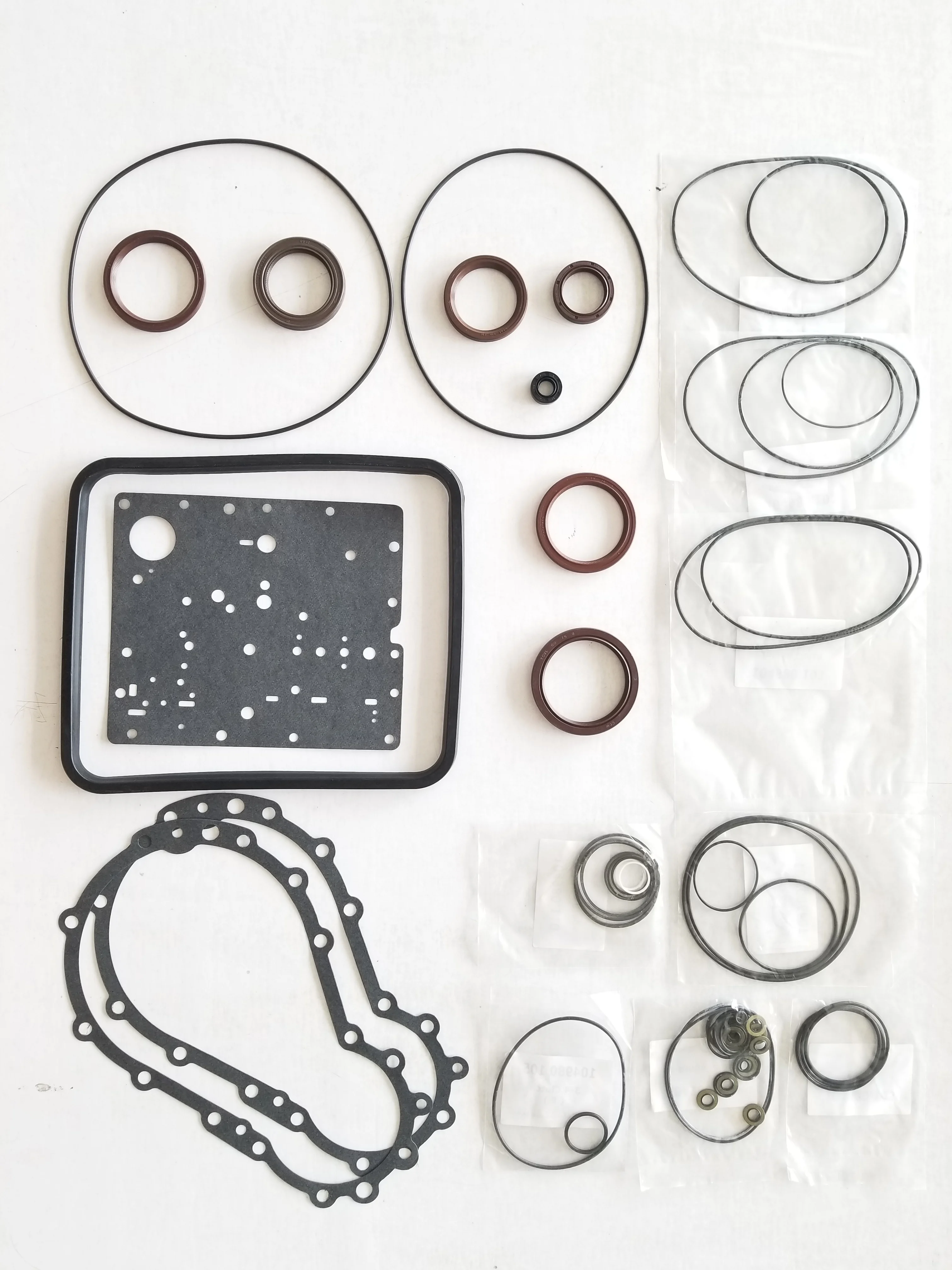 

Overhaul Rebuild Kit Auto Transmission 4HP18 ZF4HP18 4HP-18 For AUDI A4 A5 A6 A7 Q5 PORSCHE Car Gearbox Seal Repair Kit