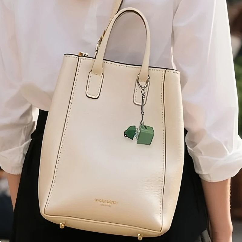 （1 pack）Animal Croaking -Fun Rechargeable Keychain with Colorful Lights, Stress Reliever A2UB