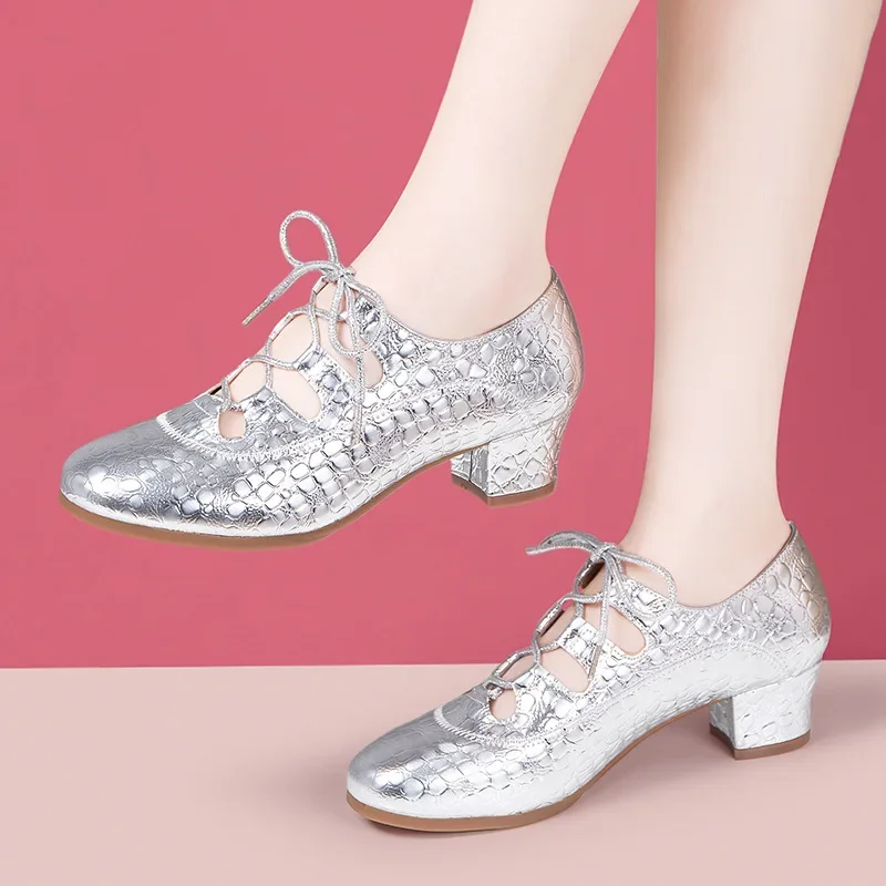 3.5cm Fashion Comfortable Cross Strap Shallow Bright Leather Shoes 2025 Trend Spring Med Block Heels Shoes for Dance Party Mom
