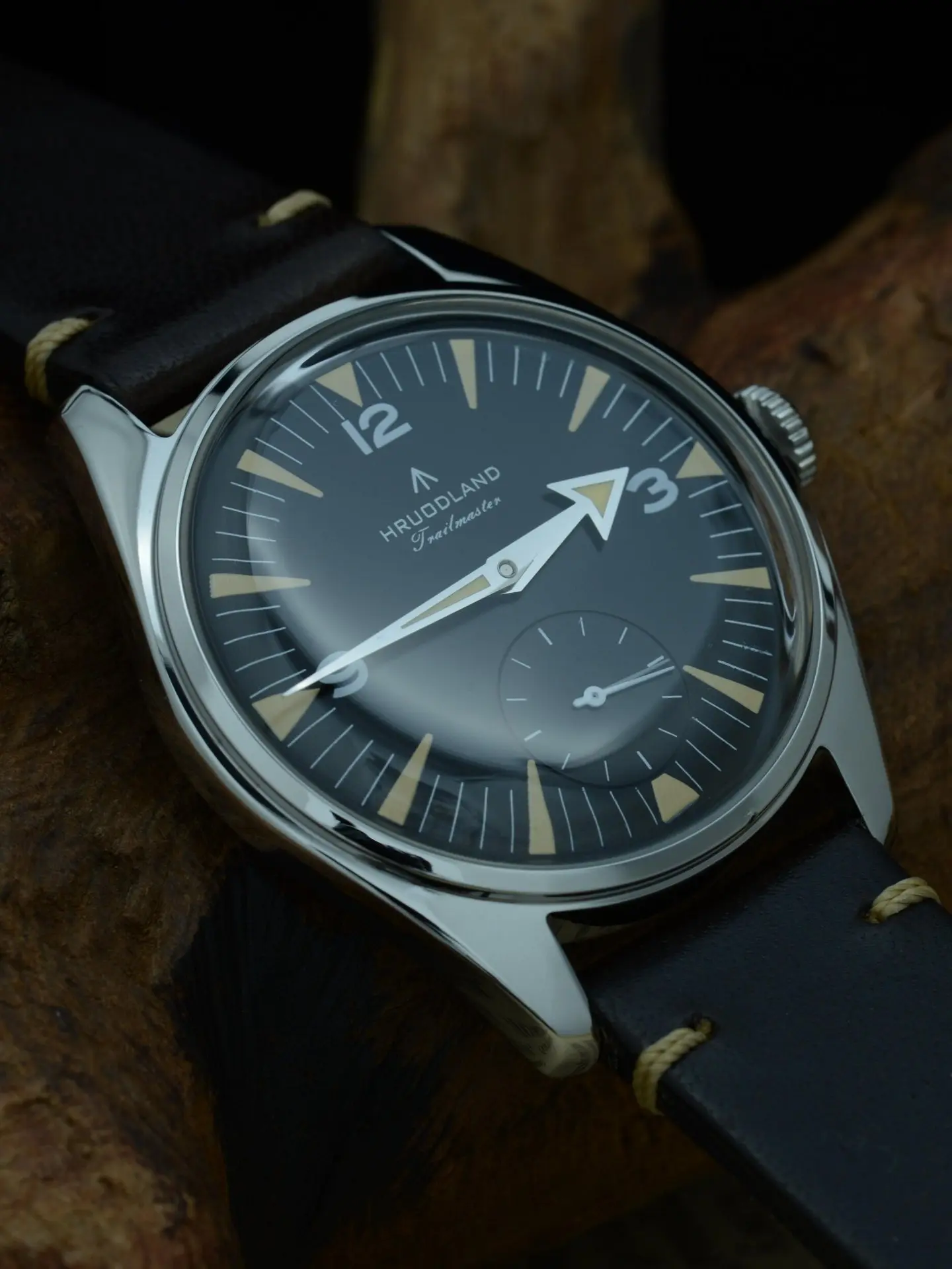 Hruodland Men Aviator Watch 36MM Quartz Wristwatch 5ATM Waterproof Luminous K1 Mirror VD78