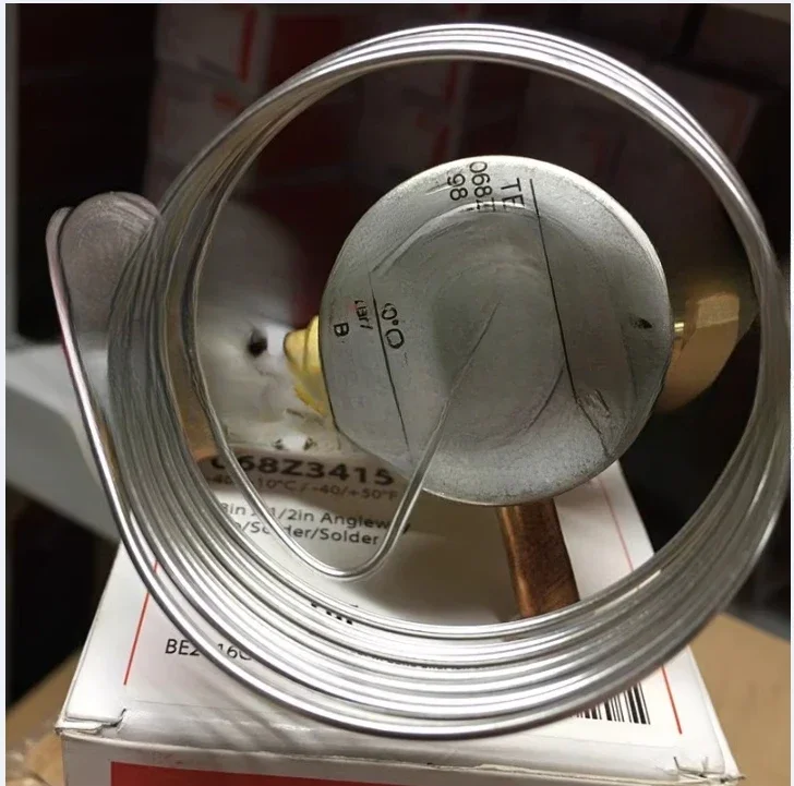 

Original genuine expansion valve TES2 068Z3415 cold storage expansion valve