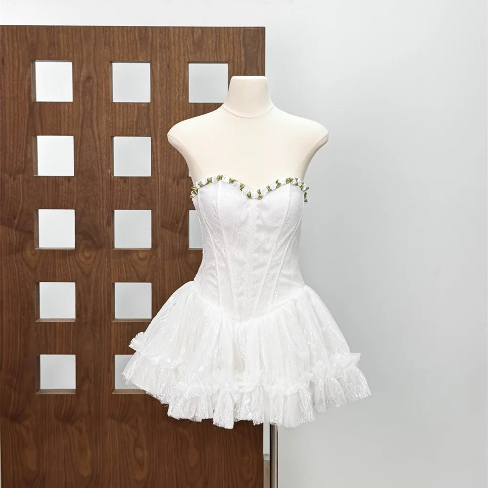 ชุดเดรสสตรีแบบไม่มีสายรัด ฤดูร้อน 2026 แต่งลูกไม้ คอร์เซ็ท ชุดเดรสเซ็กซี่สำหรับผู้หญิง แฟชั่นใหม่สไตล์ Y2K ชุดมินิเดรสสำหรับงานปาร์ตี้