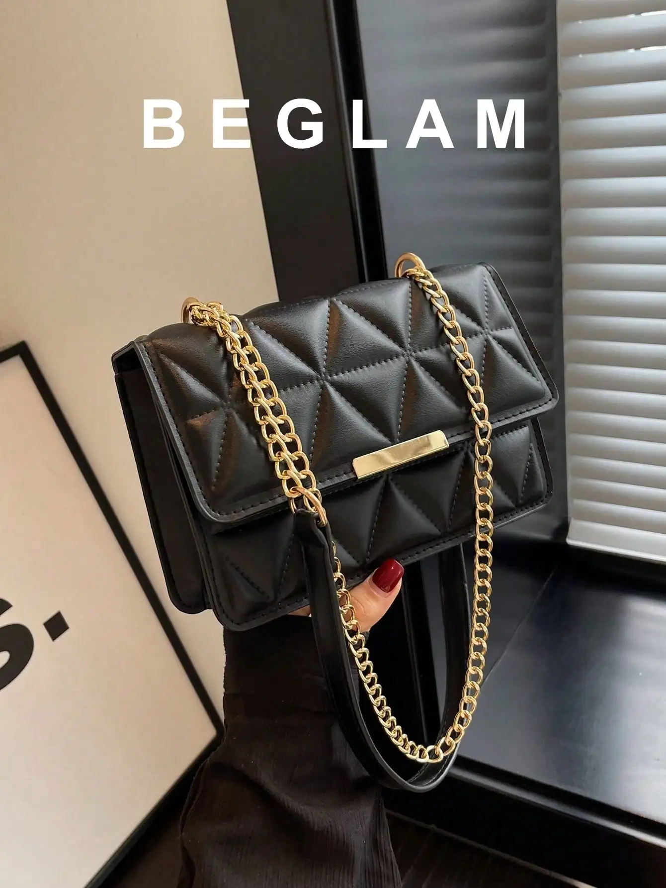 

Women's Fashion Solid Color & Printed Wide Strap Hard Handbag & Shoulder Bag