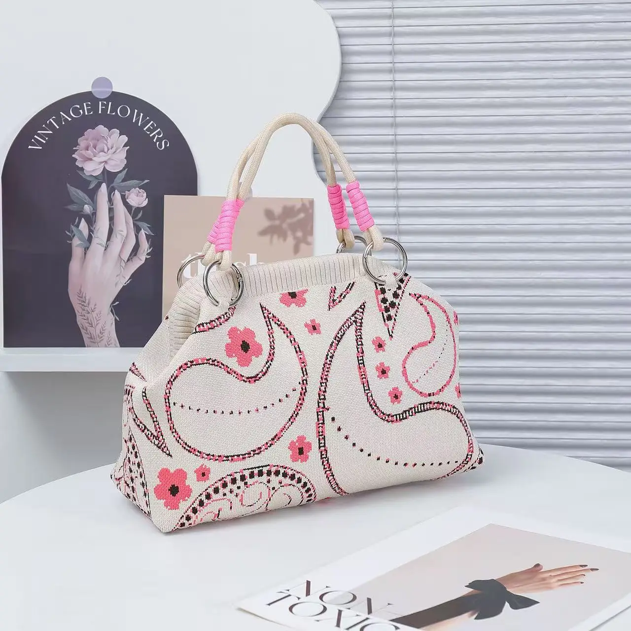 Large Capacity Knitted Handbag Women's Retro Style Cosmetic Bag Versatile Magnetic Closure Cross-Border New Model Handheld Bag