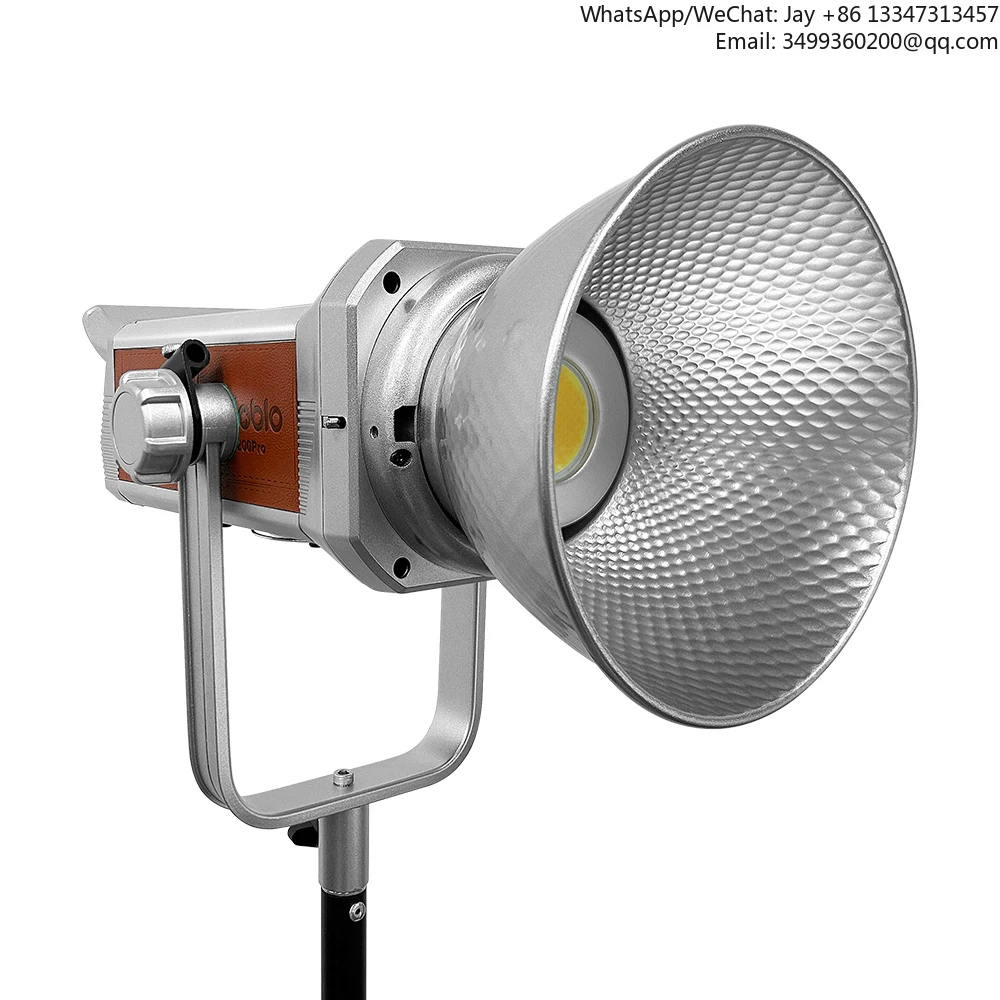 

Новинка 2026 года: Светодиодный студийный видеосвет ZD-200pro 200 Вт (2700-7500K) с 10 режимами симуляции для фото и видеосъемки