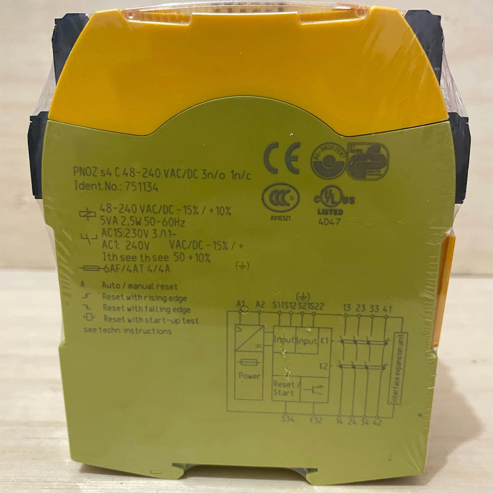 New for PILZ 751134 PNOZ S4 24V Safety Relay Module in Box