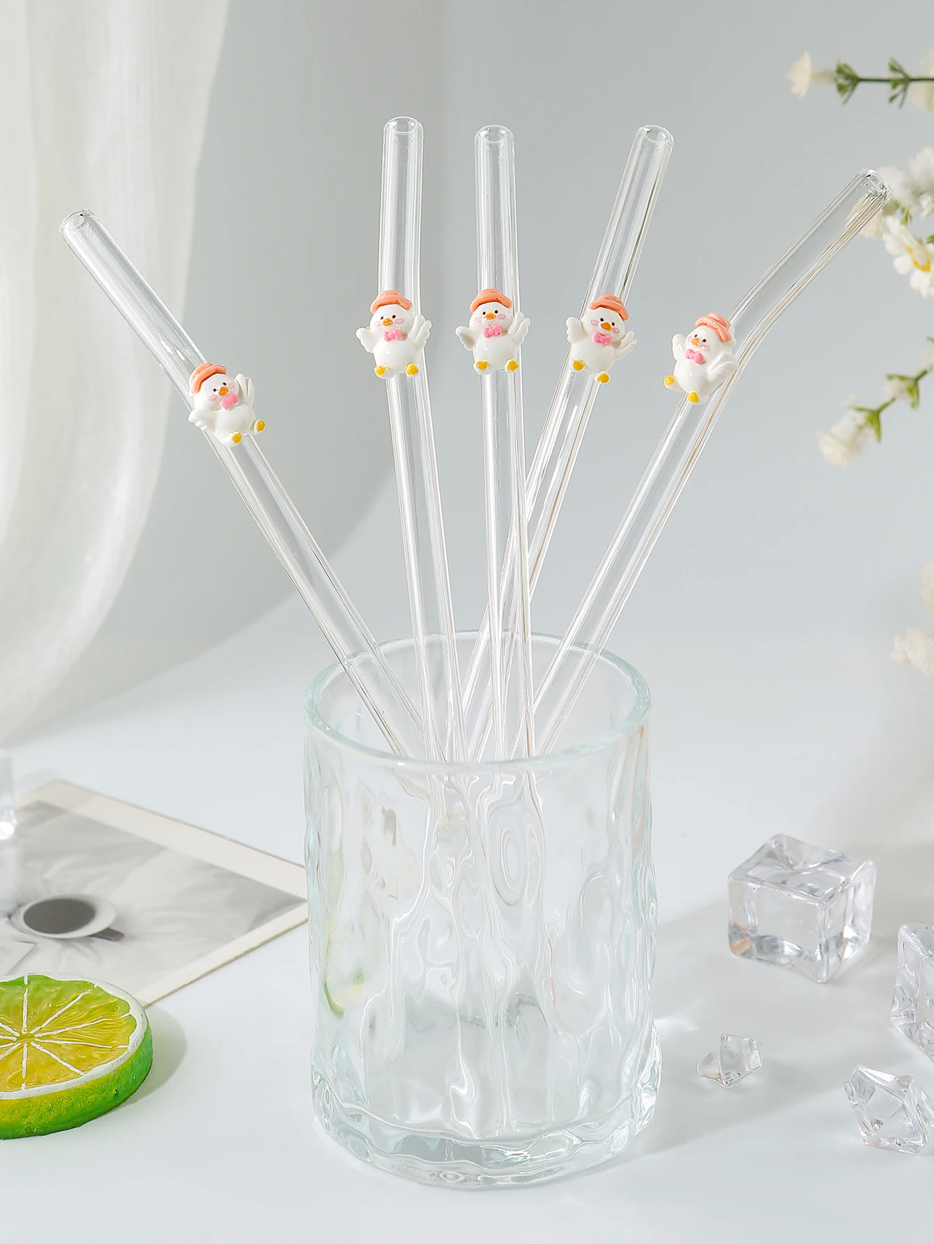 5PCS Reusable Curved Glass Straws with Duck Decor ，Perfect for Daily Drinks, Coffee, Bubble Tea, Smoothies, Juice