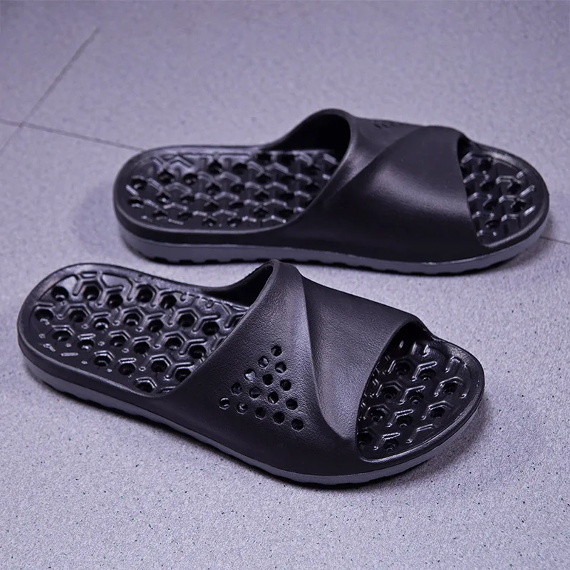 Plus Big Size 49 50 51 52 Indoor Bathroom Slippers for Men Women Shower Shoes with Holes Slides Outdoor Badslippers Beach Summer