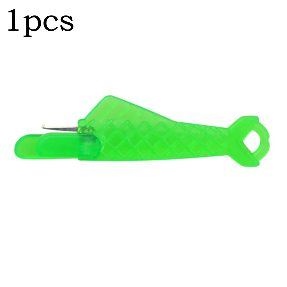 Sewing Tools Needle Threader Craft DIY Elderly Household Insertion Tool Mini Sewing Machine Plastic Small Fish