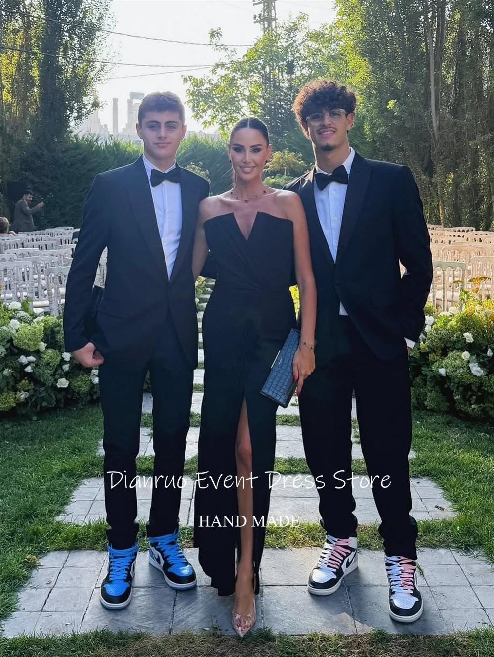 Dianruo 黒シャーリングイブニングドレスハイスリットサテンマーメイド Vestidos デ フィエスタフィットノースリーブ Abiti Da Cerimonia カスタマイズ