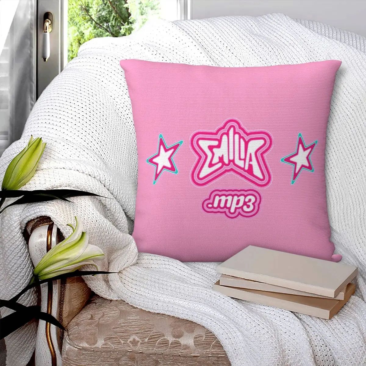 

.mp3 Emilia Mernes Pillowcase Printing Polyester Cushion Cover Decorative Pillow Case Cover Car Wholesale 40*40cm