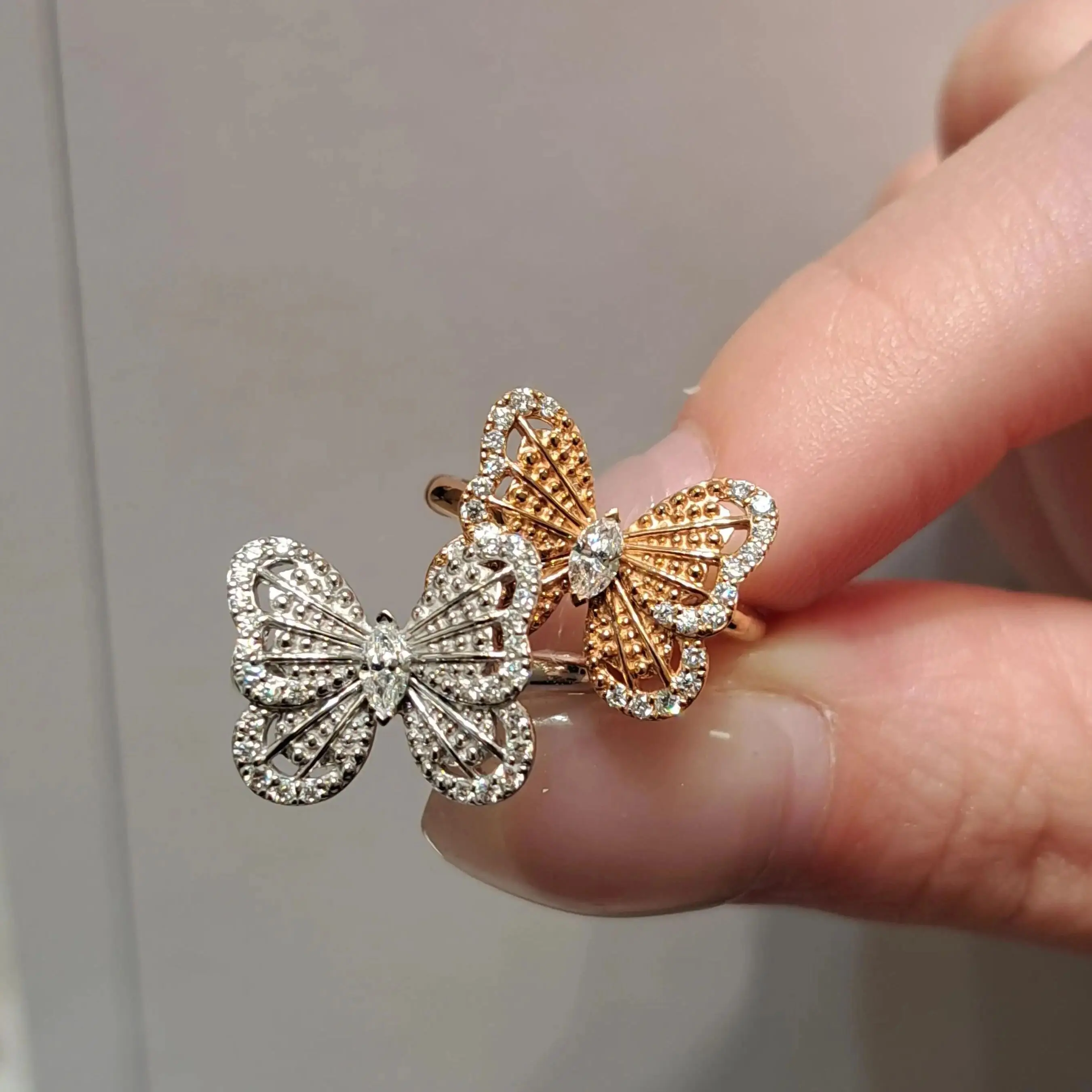 

Французское роскошное модное женское кольцо с бабочкой и бриллиантами, серебряное, высококачественное, с цирконом класса 5А, сверкающее, очаровательный подарок на вечеринку