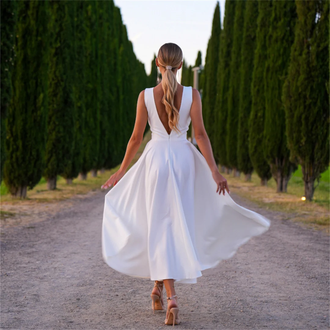 White Customized Simple Wedding Dresses High Quality Soft O-neck Backless Tea-Length Evening Gowns Elegant Bridal Outdoor Gowns