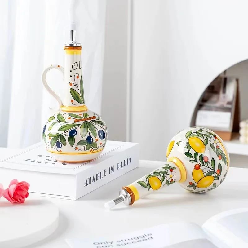 Exhibition Underglaze Color Hand-Painted Green Ceramic Olive Oil Bottle Oil Pot Home Kitchen Soy Sauce Vinegar Seasoning