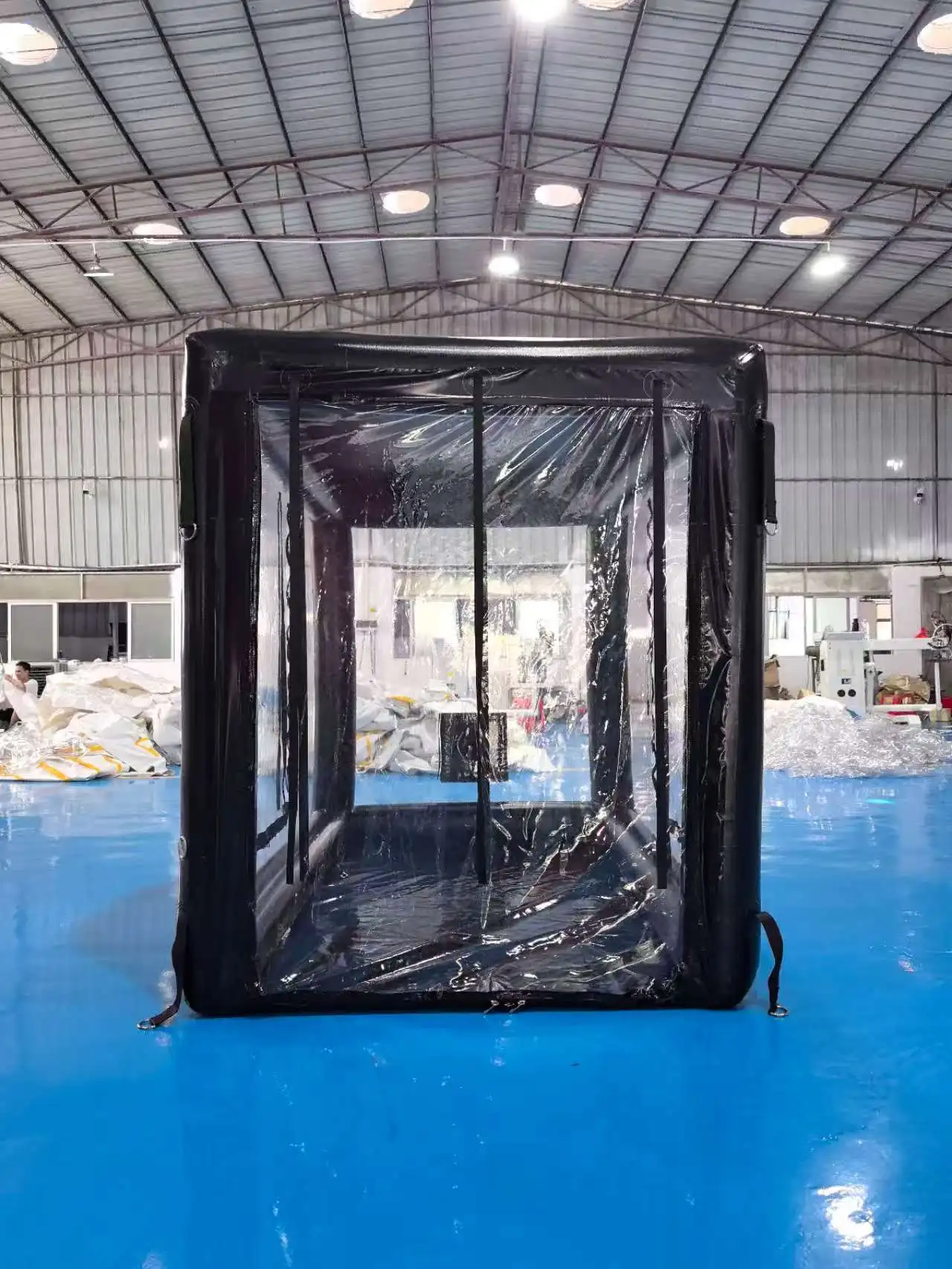 Luftdichte aufblasbare Autoabdeckungskapsel, tragbares Garagenzelt, 8,20 x 5,25 x 5,91 Fuß