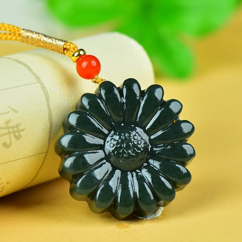 

Natural Exquisite Sapphire Flower Pendant Pendant Necklace