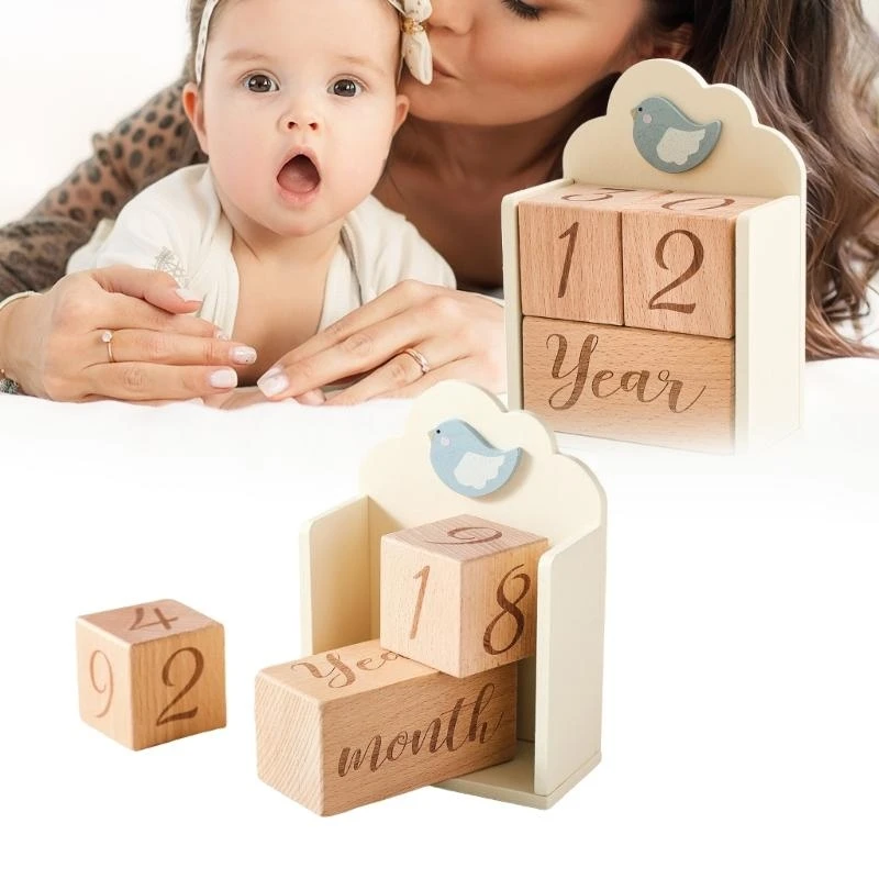 

M76C Baby Monthly Milestones Card Blocks Square Engraved Newborns Birthday Props
