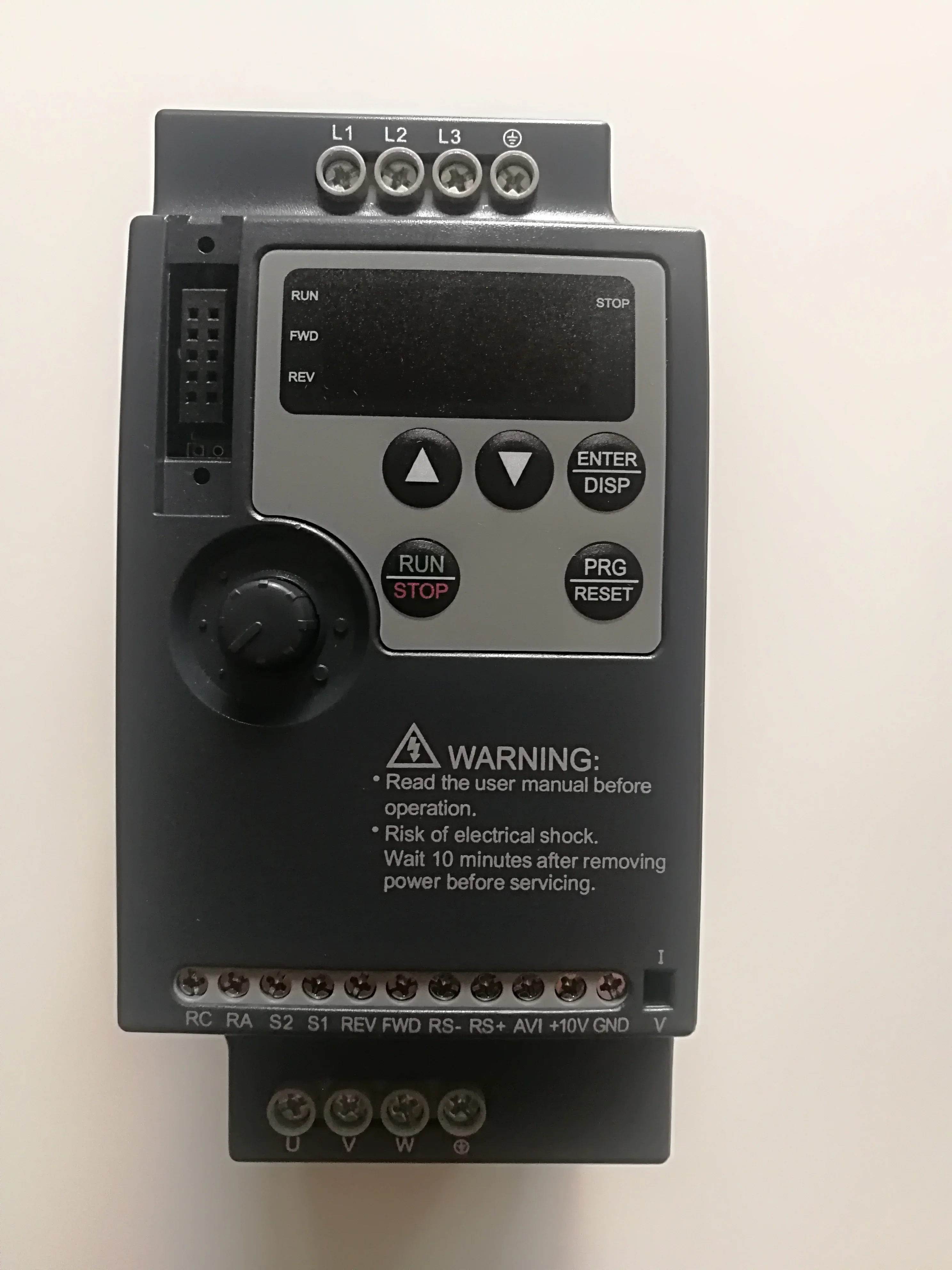 

Convertidor de frecuencia NZ100-1R5G-2,0R75G, 2R2G, 3R7G, 5R5G7R5G, panel 11G
