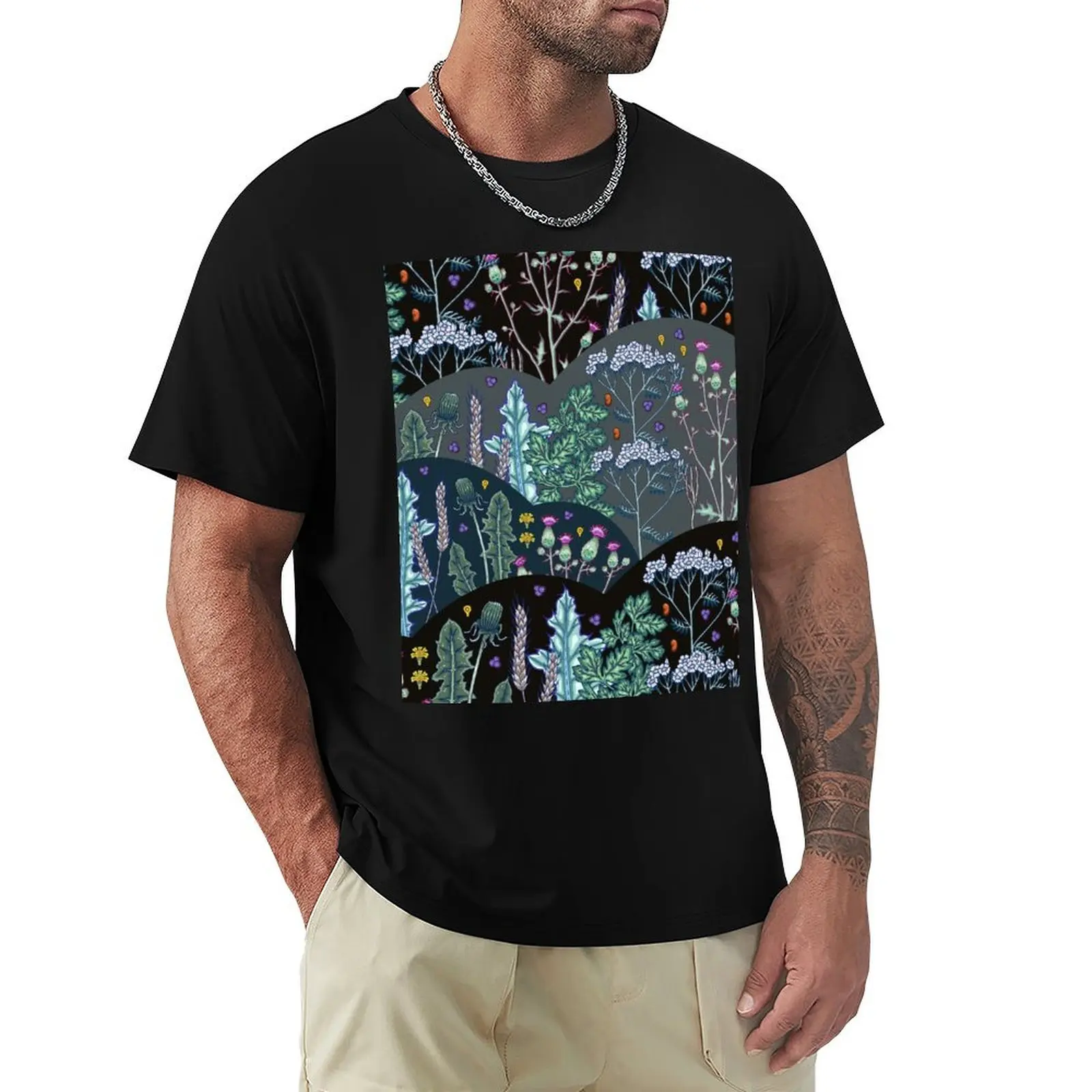 Summer meadow T-Shirt Plus Size Comfort Fit Tee