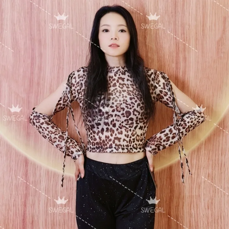 

Индивидуальные костюмы для танца живота Swegal с леопардовым узором, полый сетчатый топ, розовый, маленький топ с цветочным принтом, тренировочный наряд для восточных танцев