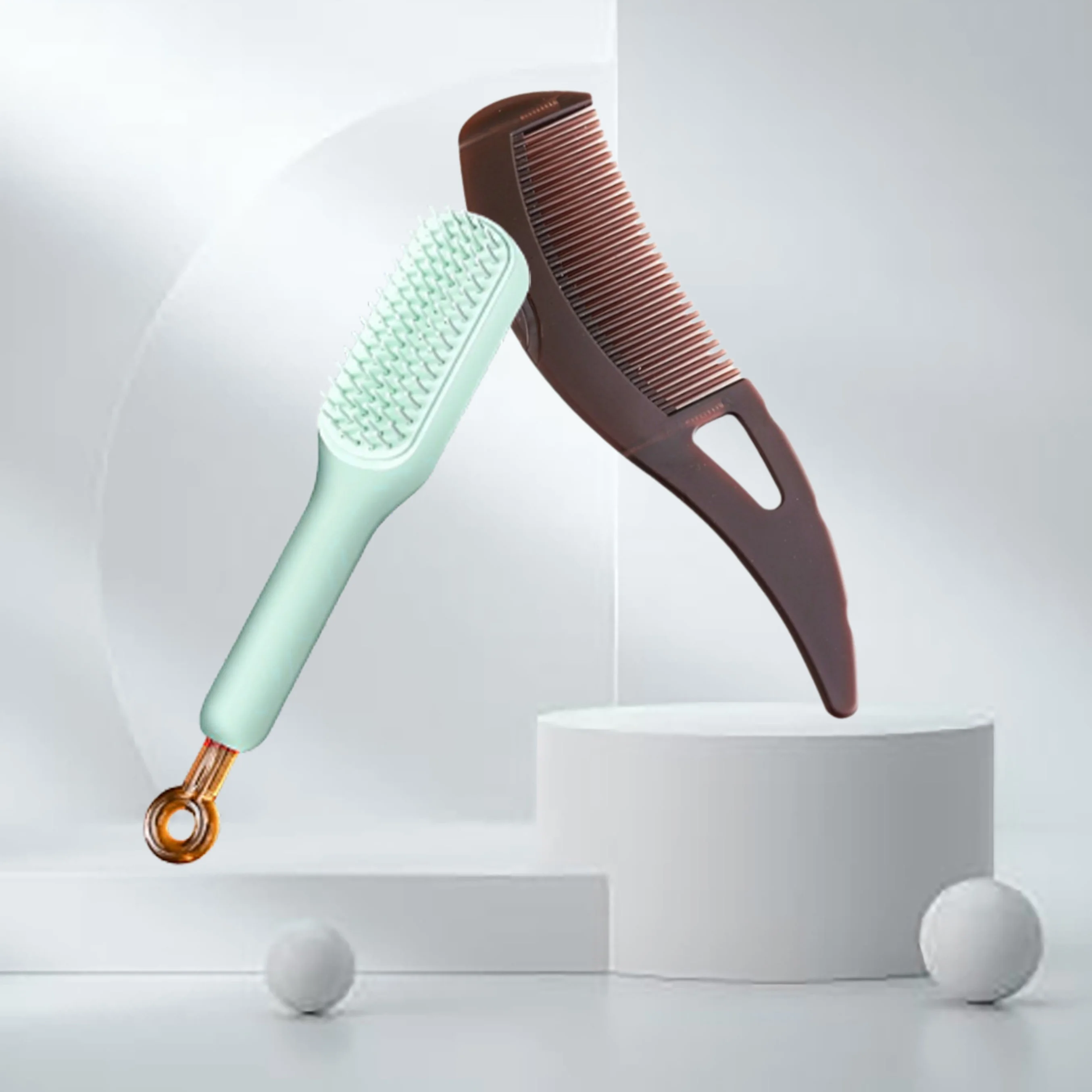 Telescopic Comb/Hollow Comb Set A Hair Comb Set That Easily Cleans Hair/Presses to Easily Clean Dandruff and Dirt with One Push