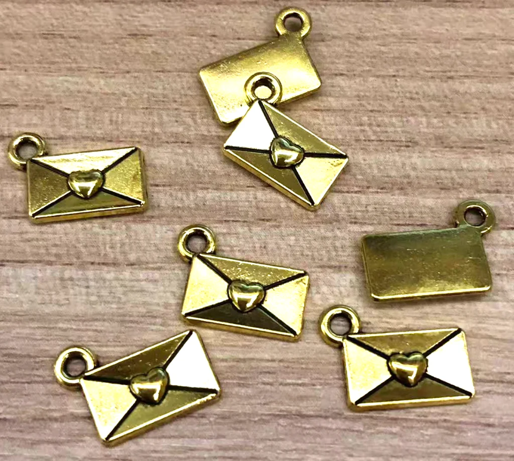 35pcs  9*12 mm   Alloy metal sweet letter design pendants for DIY  findings  HW2749