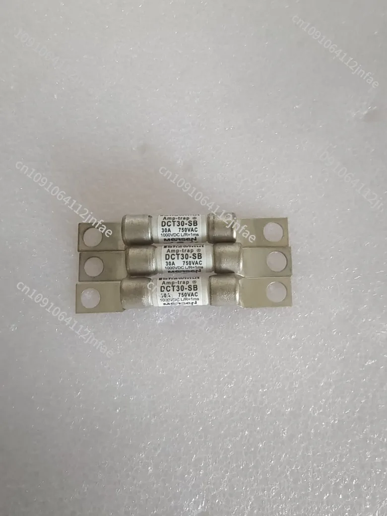 

New energy vehicle high voltage fuse DCT30-SB fuse 1000VDC30A