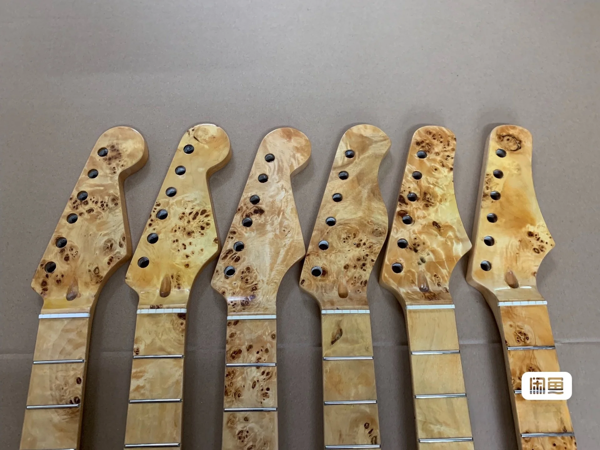 Electric guitar neck, tree lump bright light, stem and tail width: 56mm