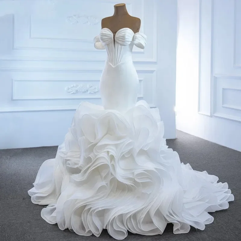 Elegante Organza di raso Ruffles abiti da cerimonia da sera da donna sirena con spalle scoperte pieghe abito da sposa con lacci