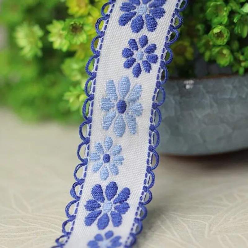 Cinta de encaje de flores bordadas de algodón azul, 2,2 CM de ancho, apliques de costura DIY, Cordón de cuello, decoración de tela de guipur de boda