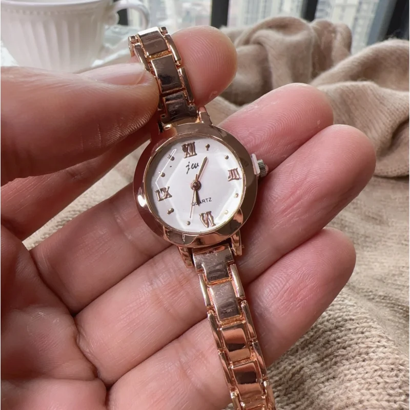 Reloj de lujo asequible Retro artístico para mujer, diseño de interés especial, Correa fina, moda Temperamental Simple coreana, Sma