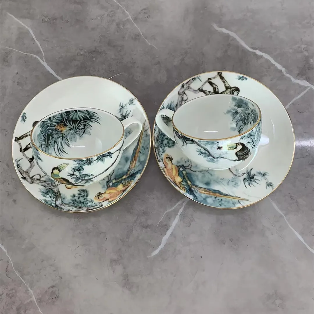 

Скандинавская ценная кофейная чашка с цветами и птицами и блюдцем, легкая роскошная ручная роспись, золотая ретро-домашняя чашка для послеобеденного чая, чая, подарок
