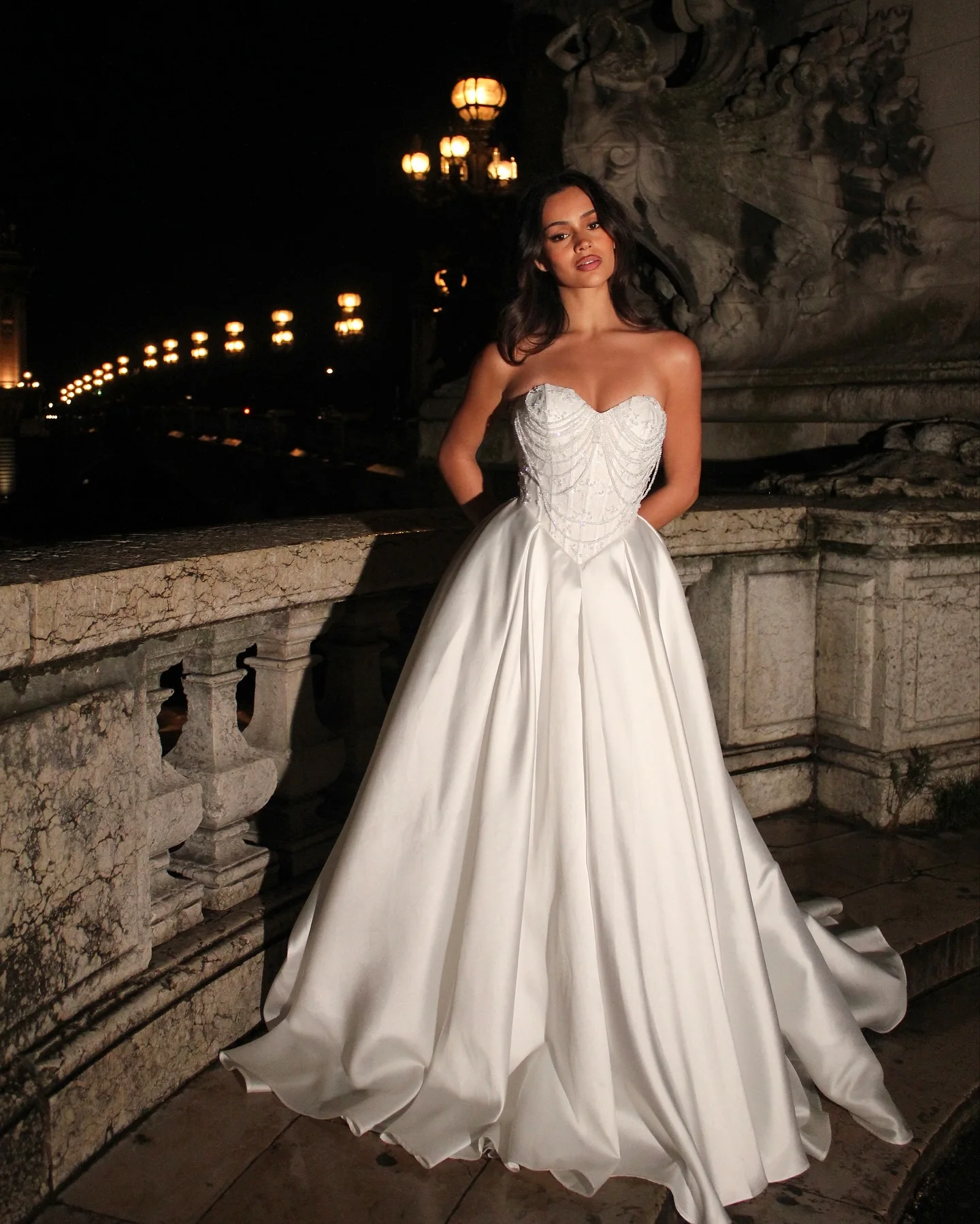 Kyoto personalizado branco sem alças drapeado pérolas vestido de casamento a linha cetim vestidos de noche até o chão vestidos de noite 2025