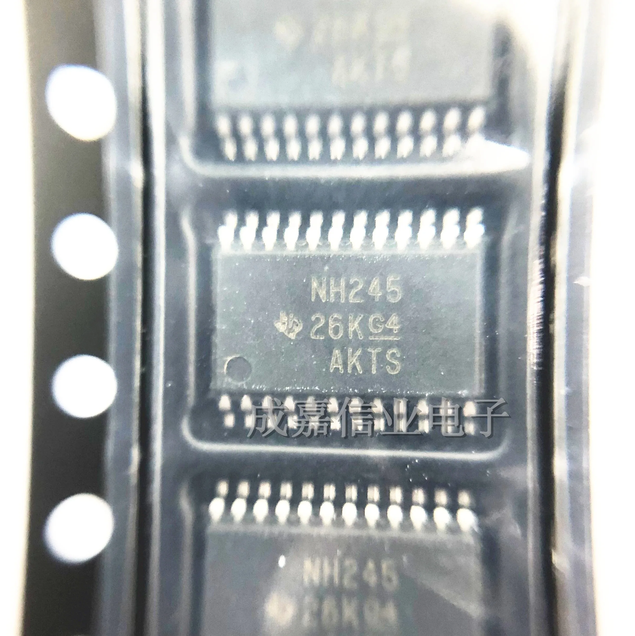 10pcs/Lot SN74LVC8T245PWR TSSOP-24 MARKING NH245 8-Bit Translating Transceiver Operating Temperature - 40 C to+85 C