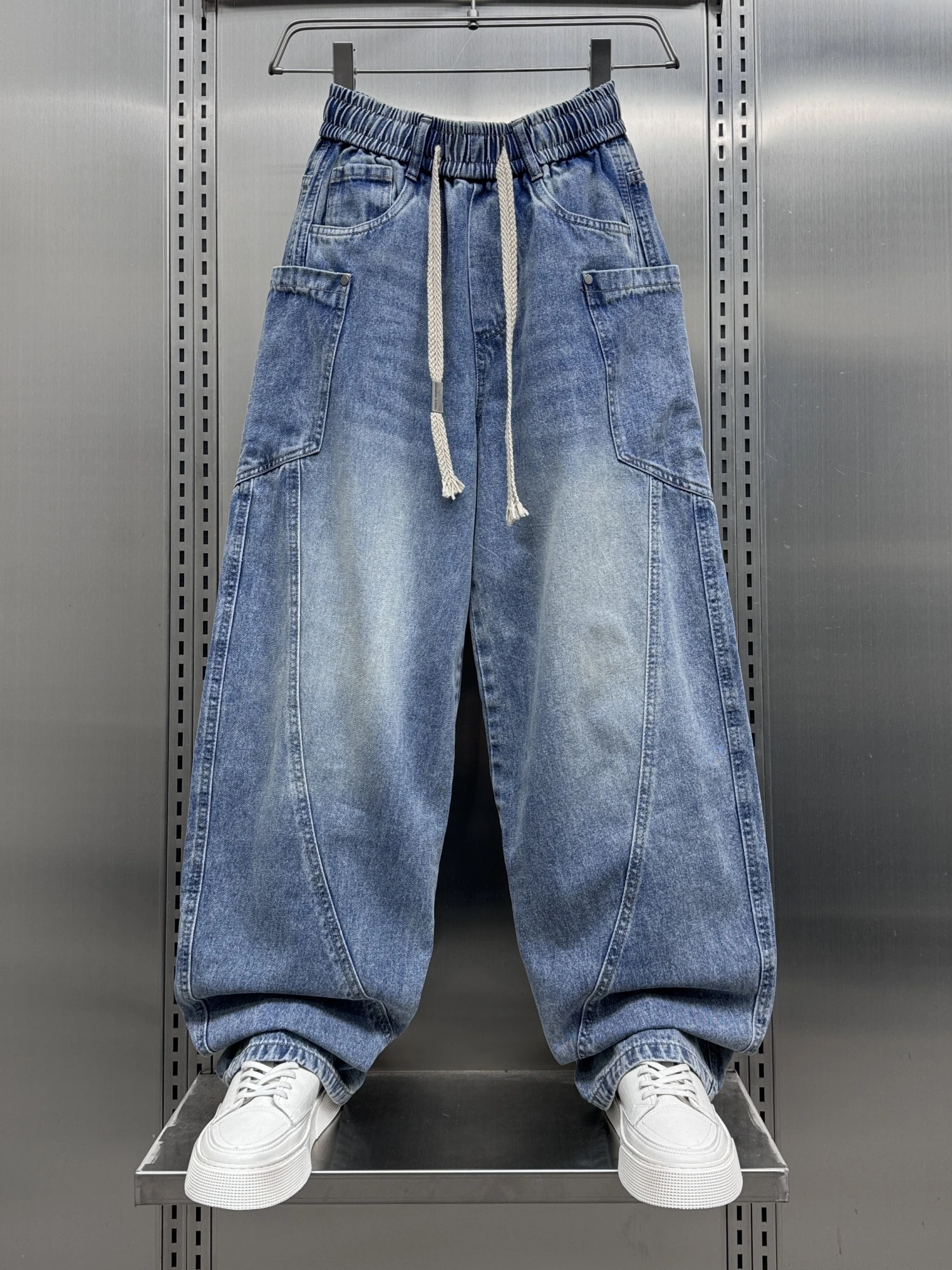 

Trendy Men's Loose Straight Leg Jeans Spring New American Casual Haome Bent Knife Design Wear Resistant Long Pants