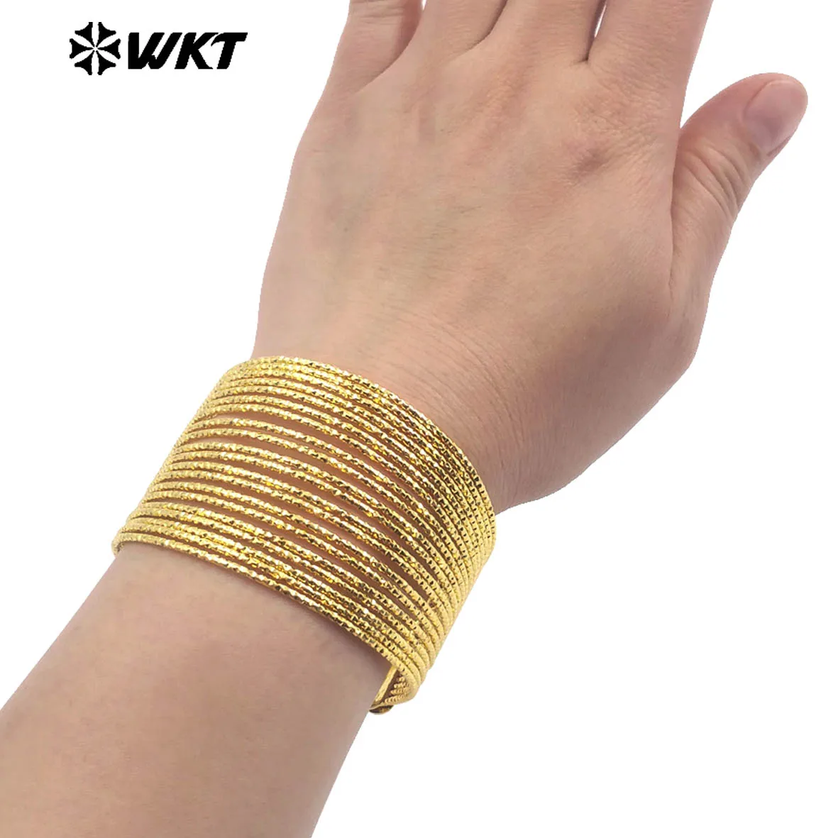 

WT-JF356 Оптовая продажа, желтый латунный позолоченный женский браслет, простой дизайн, изысканные линии, классический стиль, модные ювелирные изделия, регулируемые