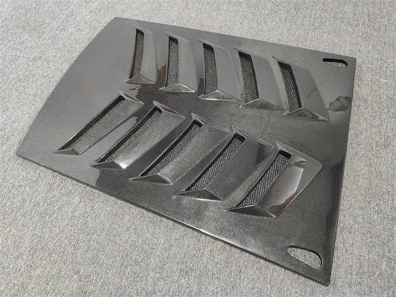 Latest D Style Carbon Fiber Engine Tailgate Vent Body Kit for LP550-LP570 Condition New Type Bumper 4