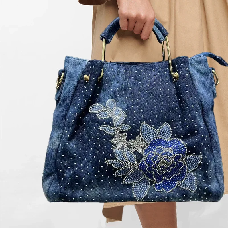 

Ladies' fashionable and elegant temperament diamond embellished tote bag, large capacity personalized floral shiny shoulder bag