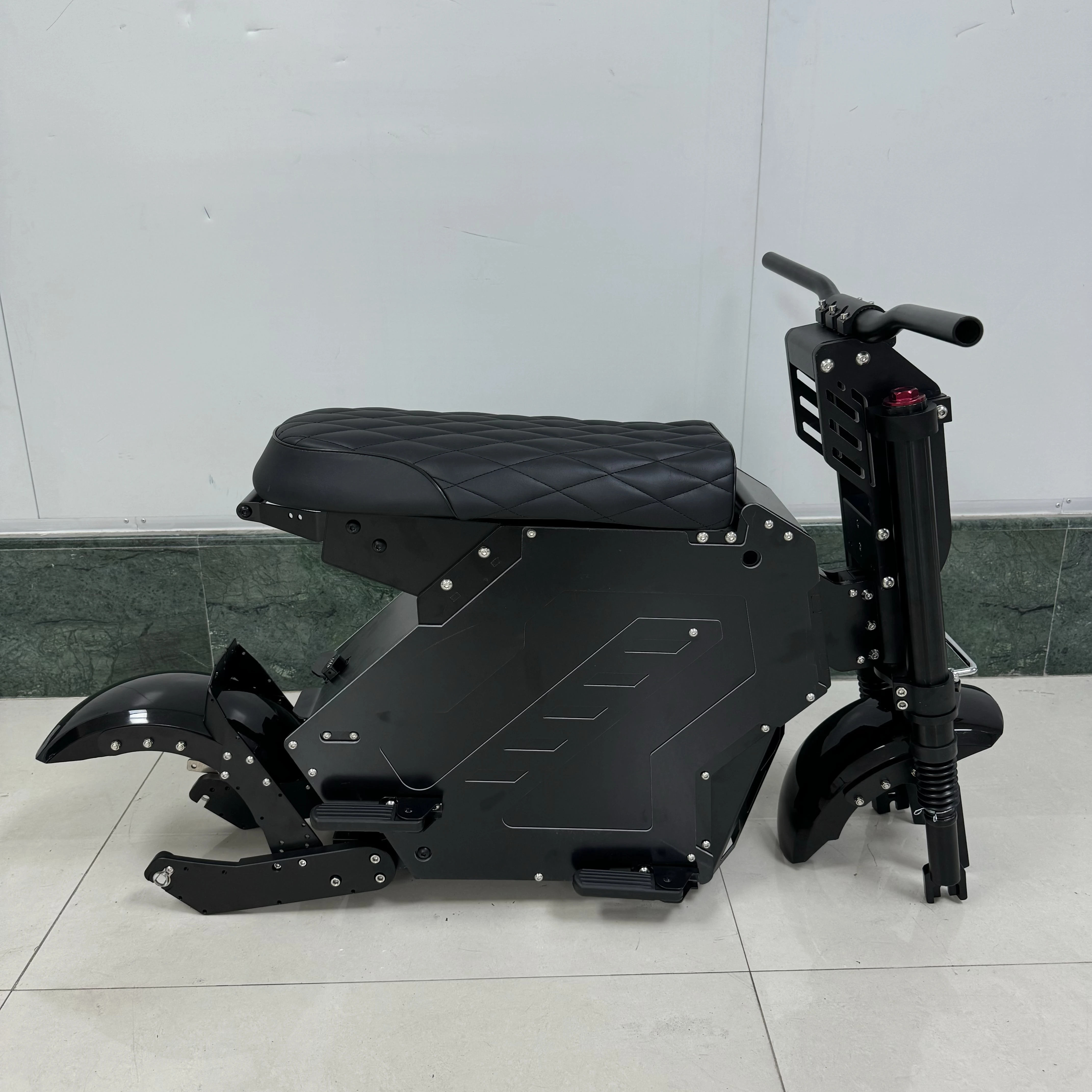 Molo 5 Electric Scooter Frame All Black 165mm Open Size Fit 13 14 Inch Tyre 158MM Fork 50cm Seat Length With Foot Pegs Fender