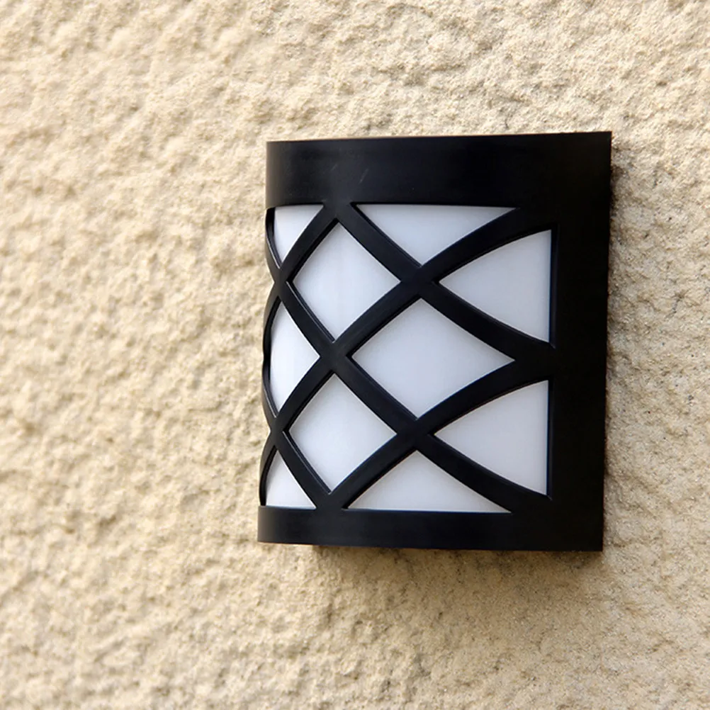 lampada-de-parede-led-solar-a-prova-d'Agua-ip55-para-jardim-cerca-e-decoracao-externa-850mah-recarregavel-luz-branca-quente