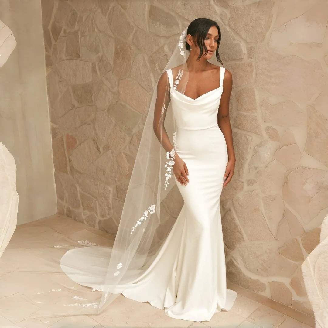 Customized Elegant Mermaid White Wedding Dress Square Collar Spaghetti Strap Bride Gown Illusion Backless With Button Robe 2026
