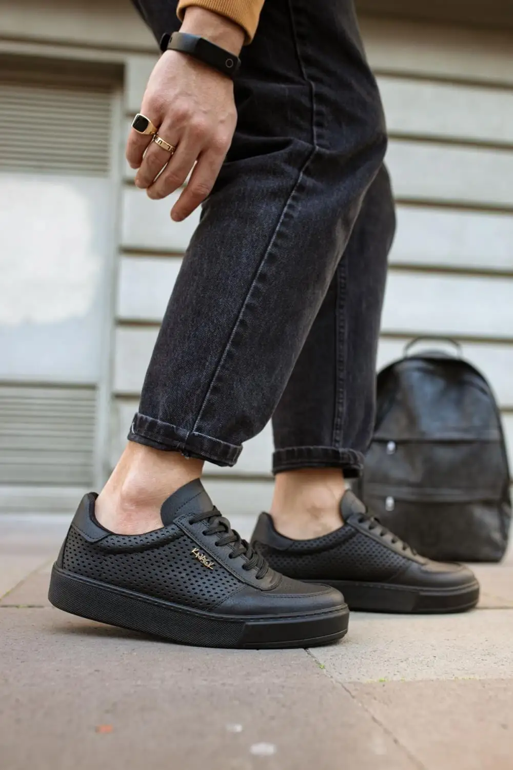 

Knack casual shoes 011 black (black base)