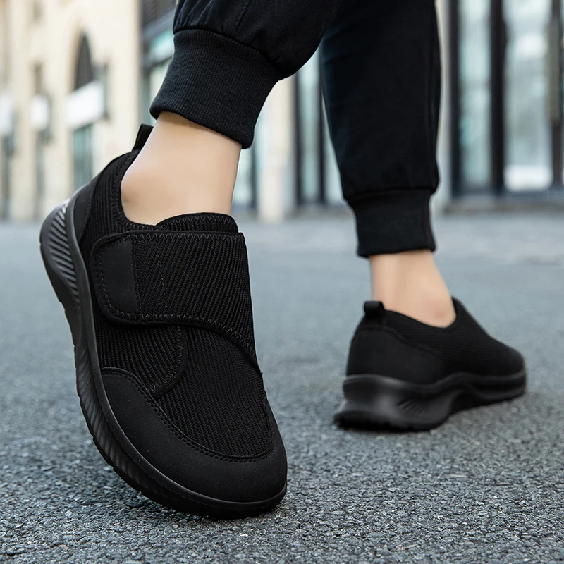 Atmungsaktive Netz‑Freizeitschuhe für Herren mit breiter Zehenkappe, verstellbarer Klettverschluss, leichte stoßdämpfende Sohle, orthopädische Schuhe für Senioren, Hallux Valgus, geschwollene Füße und diabetische Füße – Detail 14