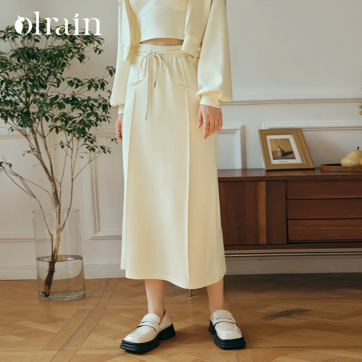 

OLrain Women's Cotton Knitted Skirt 2025 Early Autumn High Waist Sports Style Midi Split Skirt Elegant Woman Clothes O23QB85585