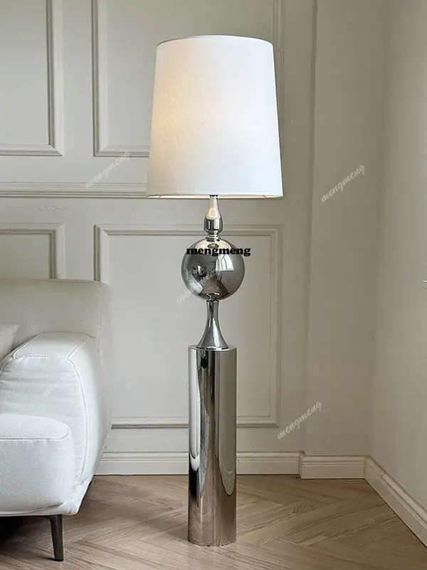 

Floor lamp living room sofa next to light luxury high-end study bedroom French simple creative vertical desk lamp
