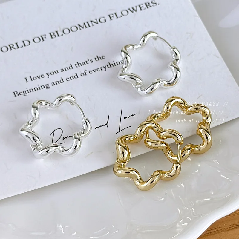 Hollow Flower Metal Ear Cuff for Women Minimalist Elegant Daily Wear Lightweight Alloy Silver Tone Non Slip Hypoallergenic