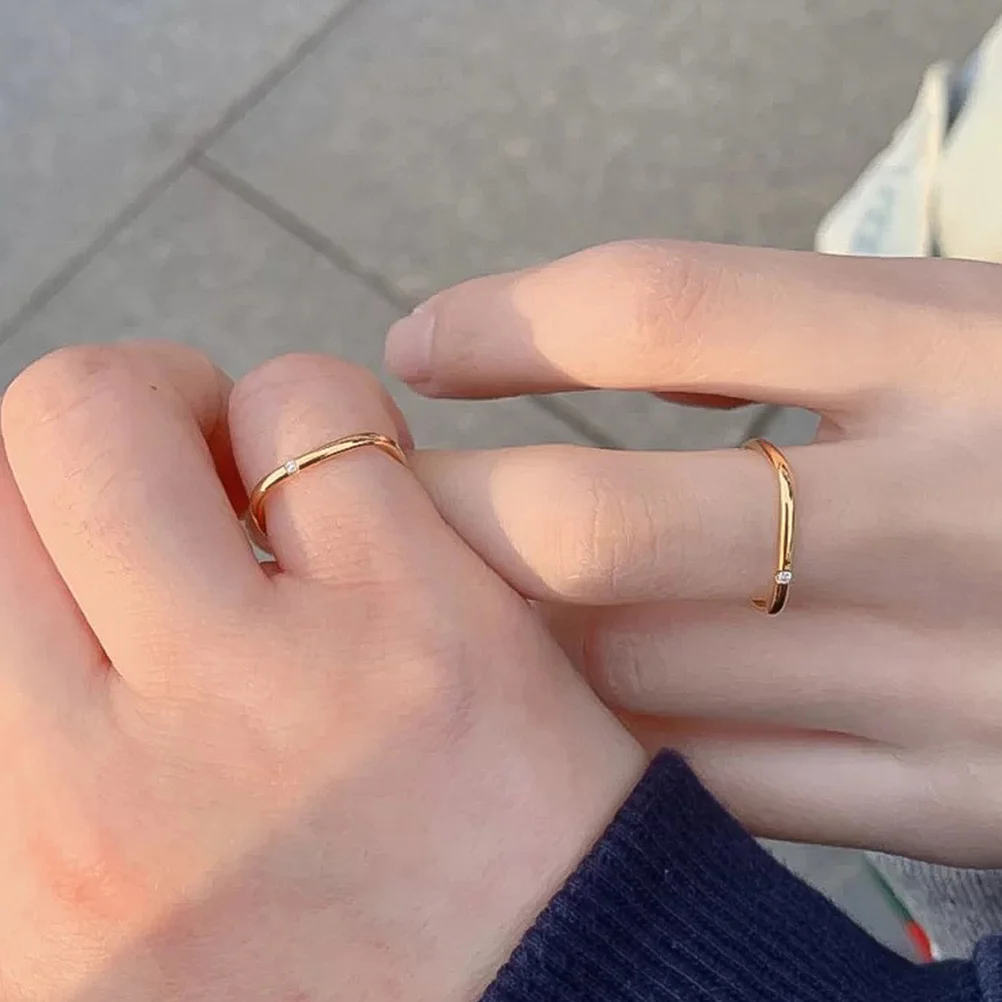 

1pc Square Finger Jewelry Golden Simple Ring Titanium Steel Ring Party Finger Decor Women Jewelry Use Gift